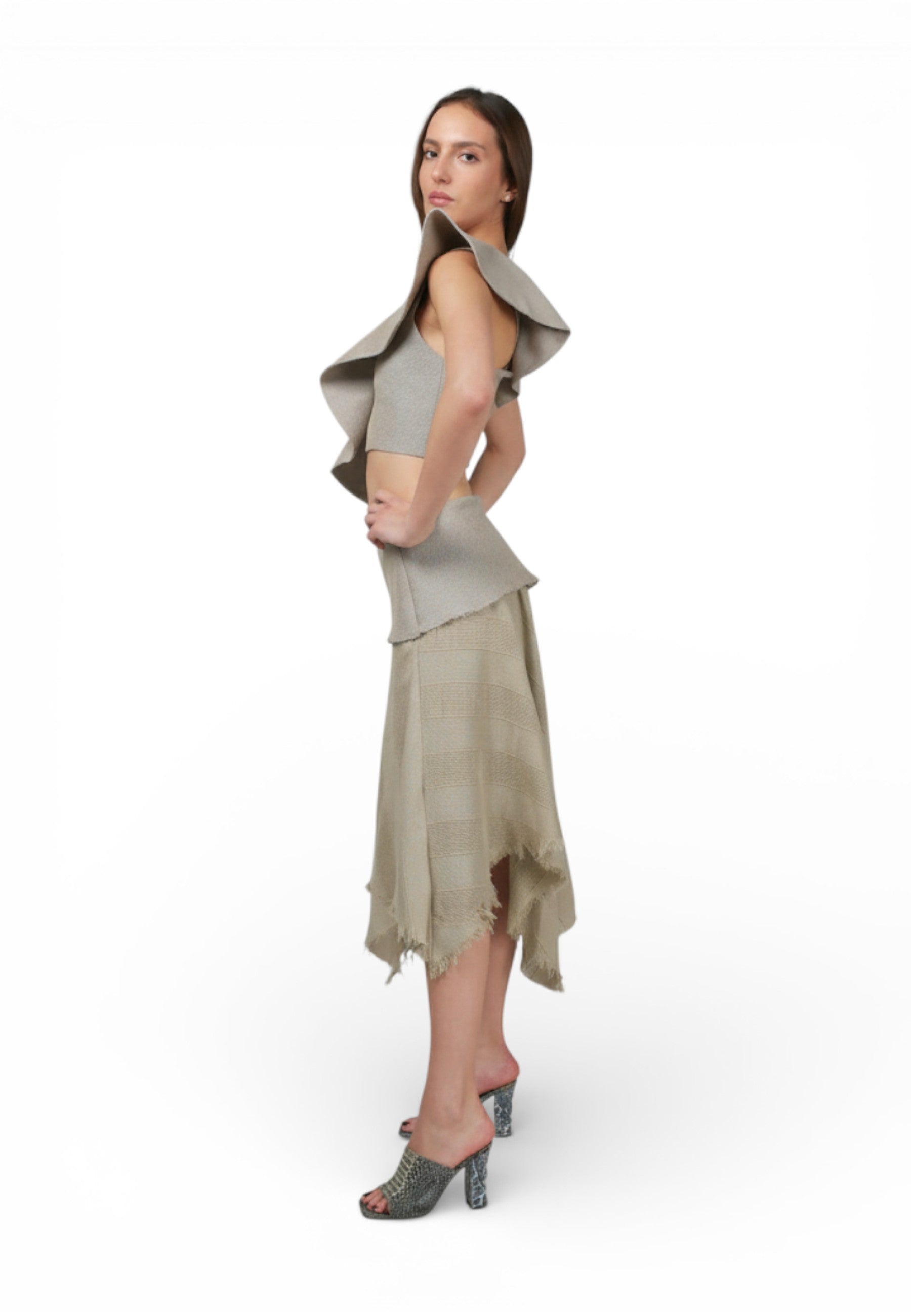 Top Volante Un Hombro Gris/Beige
